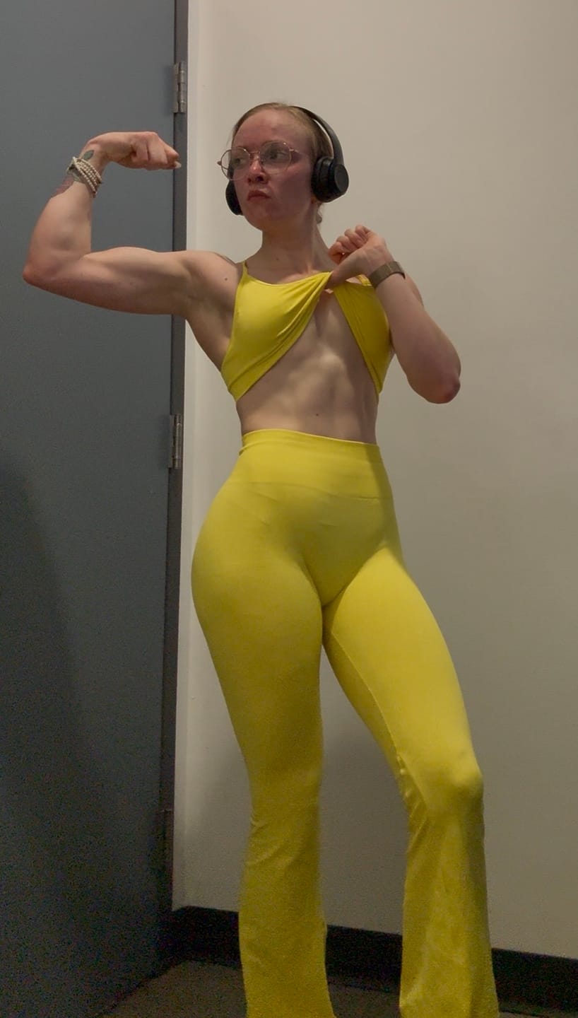 Customer photo review of Aurora Leggings V2