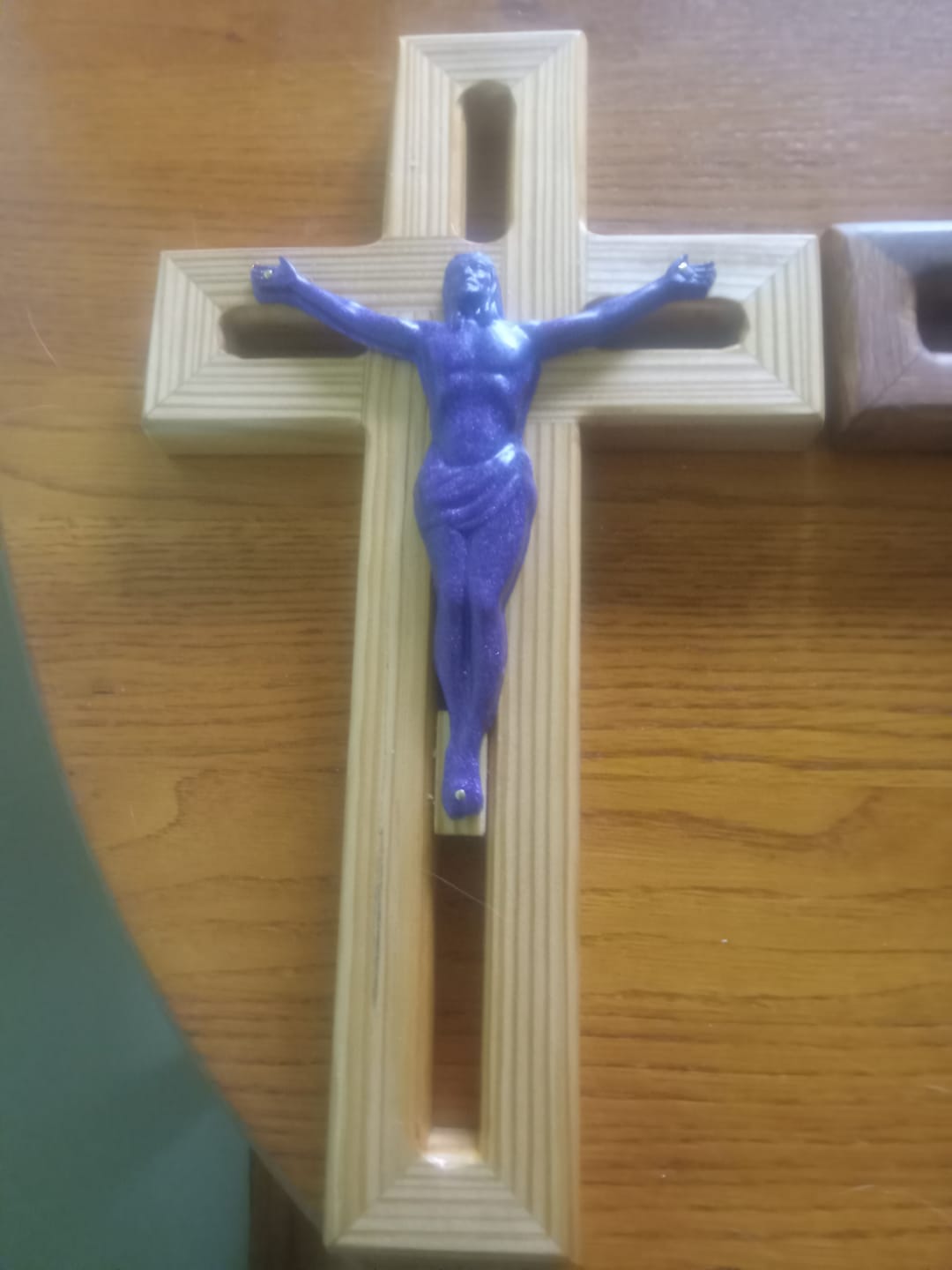 Customer photo review of 6.7x5.6x0.6" Jesus Corpus Silicone Mold