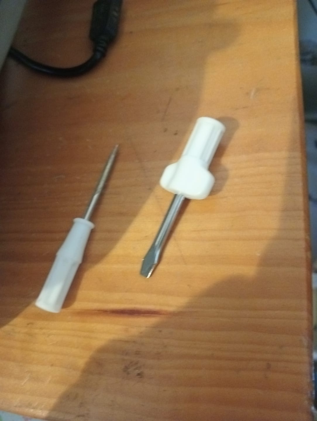 Customer photo review of Screw Driver Set, Universal #820832000