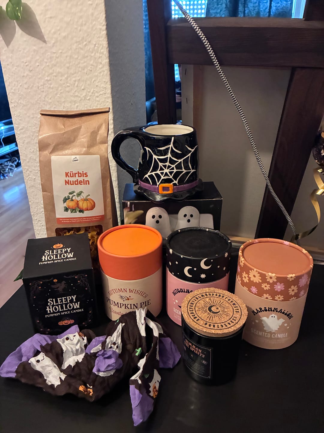 Customer photo review of Hexenhut-Tasse mit Spinnennetz und violettem Hutband