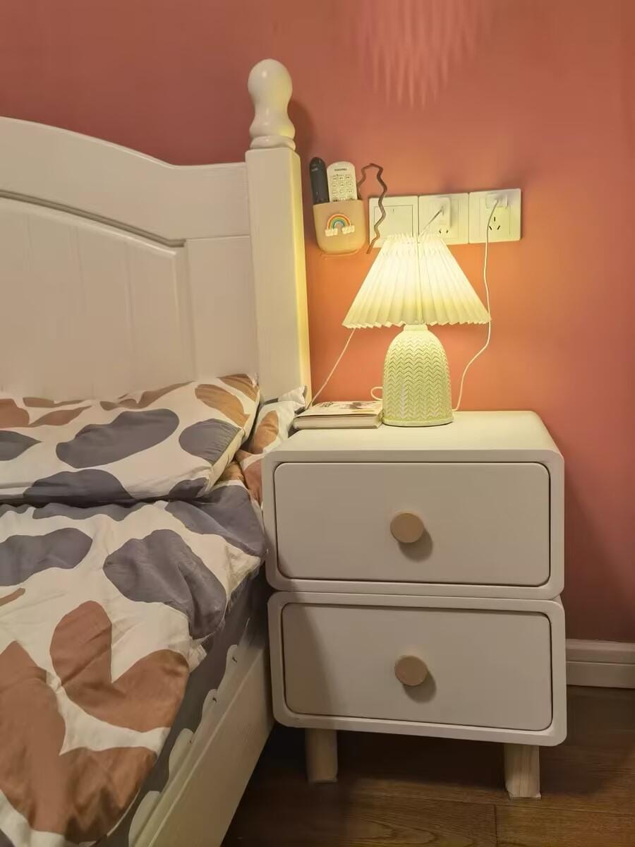 Customer photo review of Pleated Ceramic Table Lamp, Light Green Base, 37 cm, Plug In