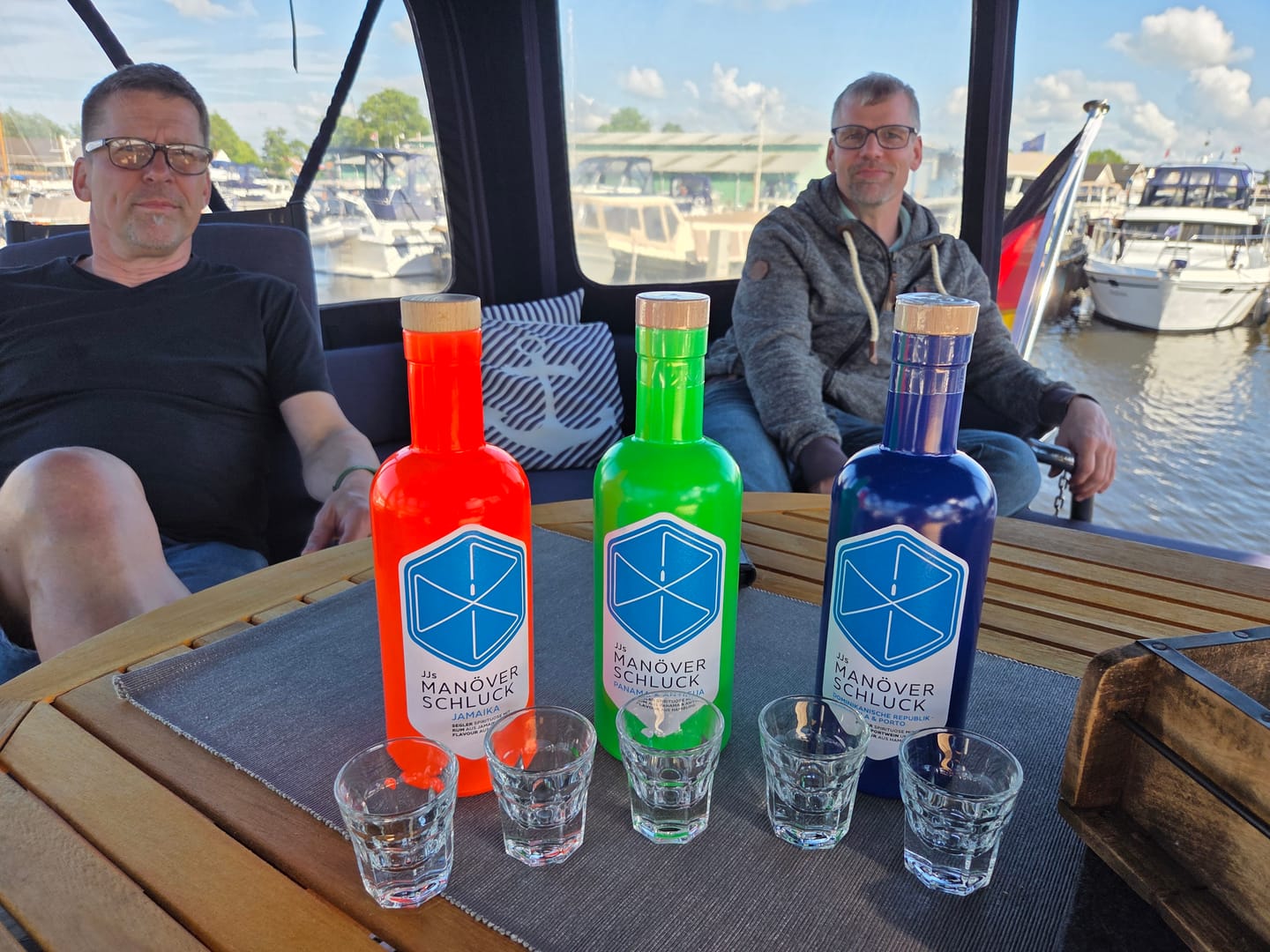 Customer photo review of Edles Kristall-Shotglas
