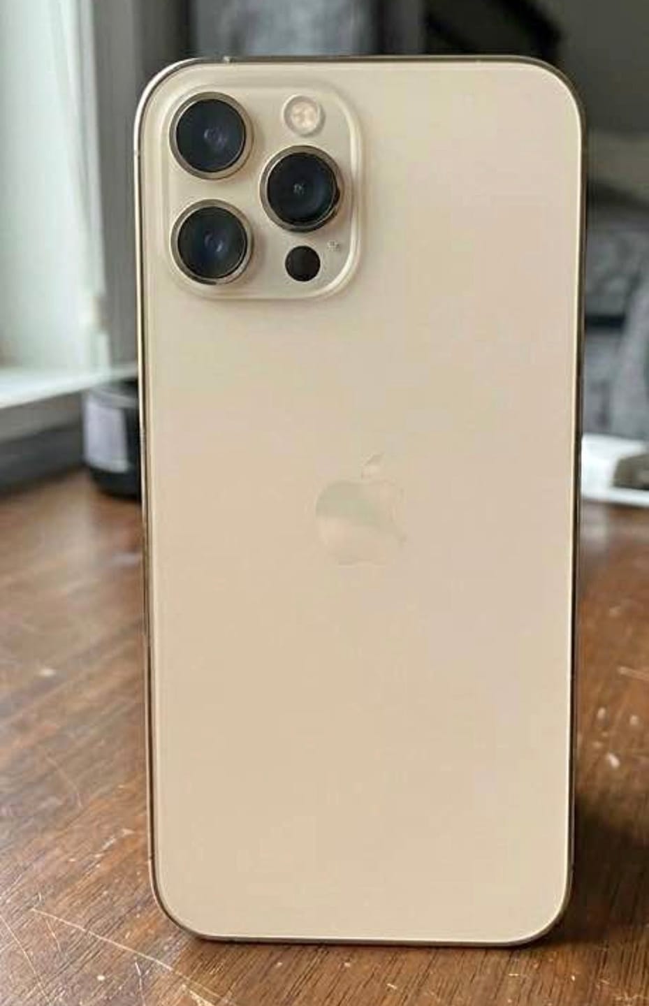 Customer photo review of iPhone 12 Pro Max