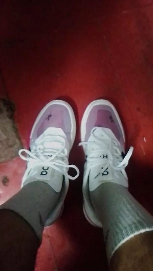 Customer photo review of Roger Pro 2 White Pink - RWP