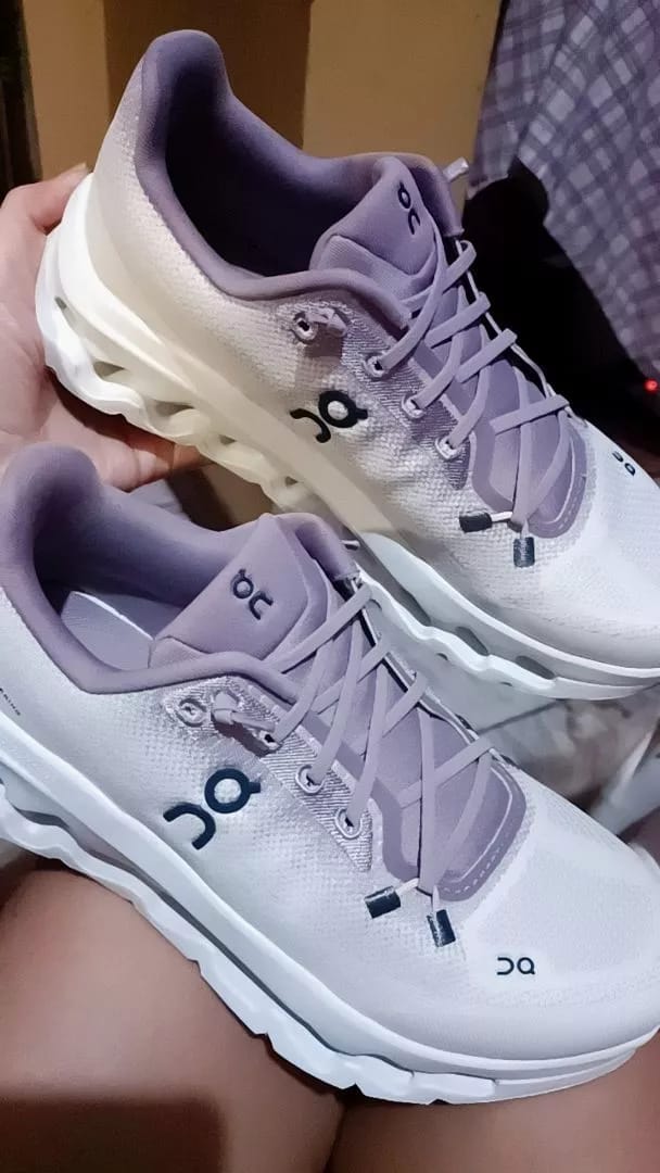 Customer photo review of Cloudtilt Heron Dew - CTP