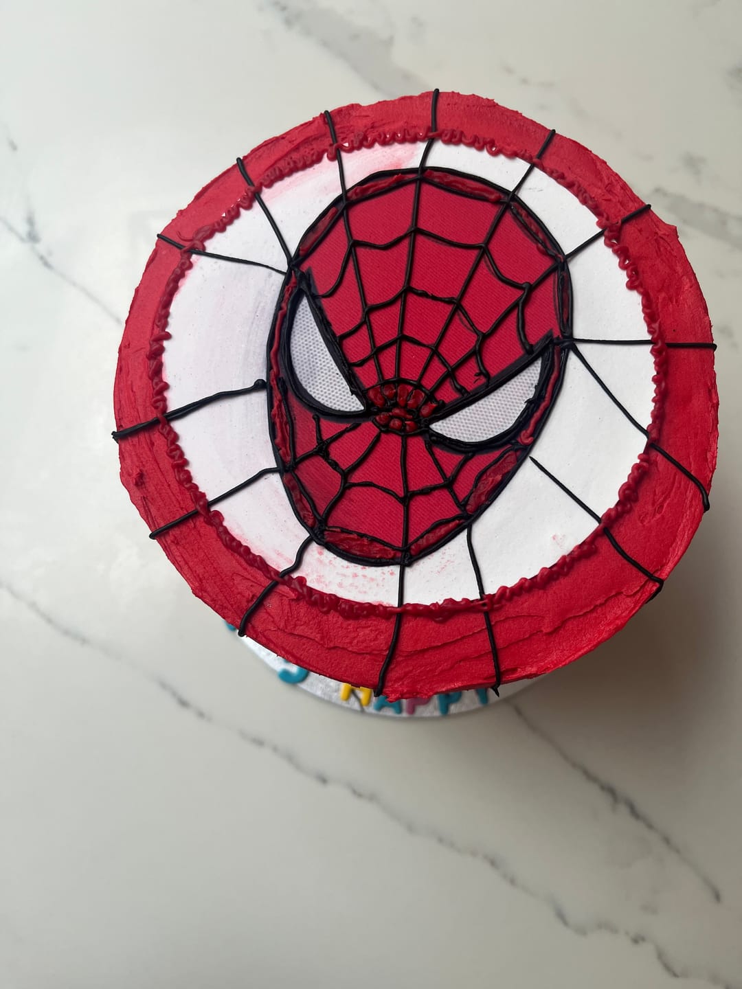 Customer photo review of 15 cm Round Custom Edible Icing Image