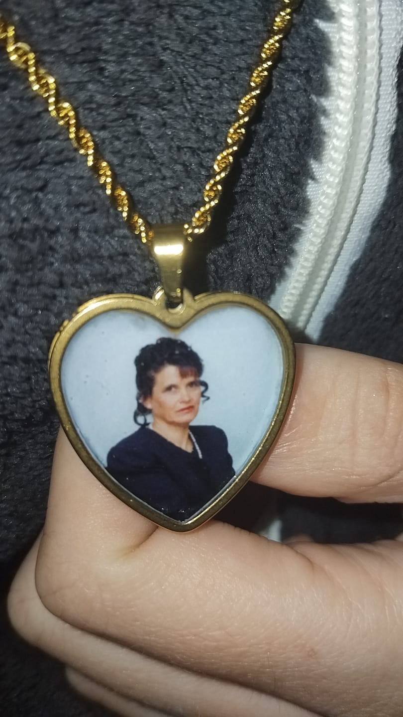 Customer photo review of Collana con Foto - Portami con Te