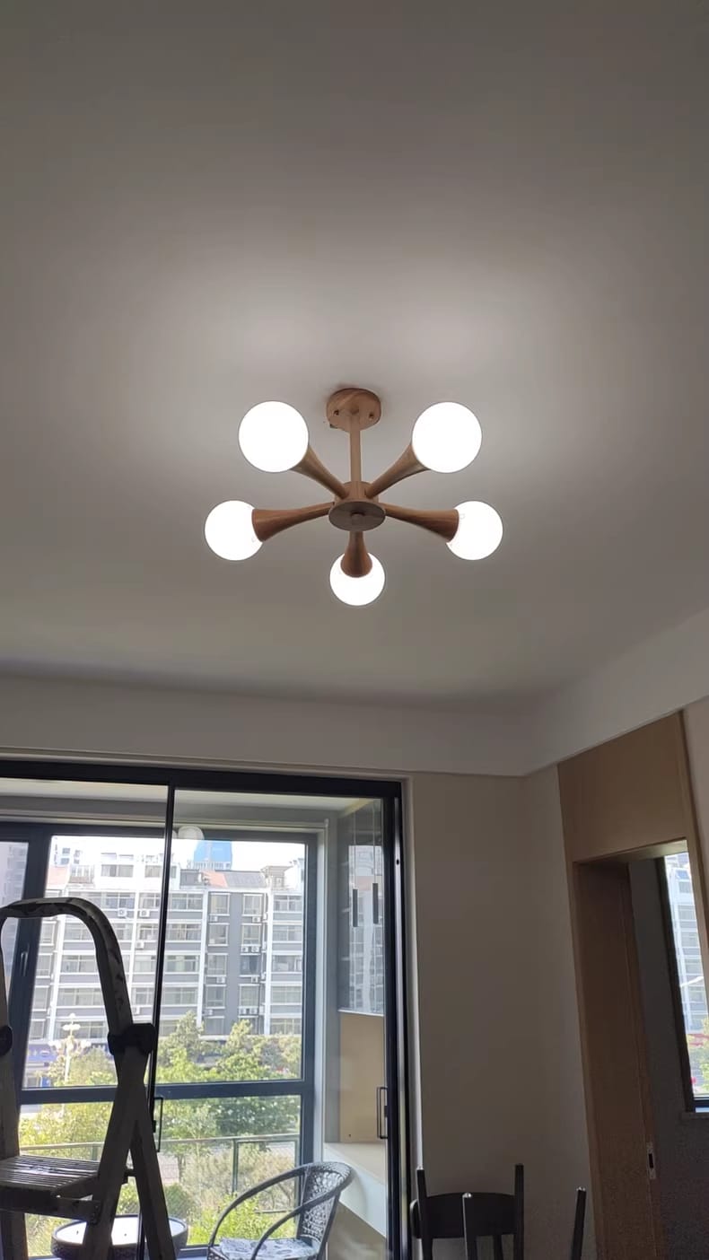 Customer photo review of Wood Chandelier, Opal Glass Globes, 3 to 5 Lights, Up to 68 cm Wide
