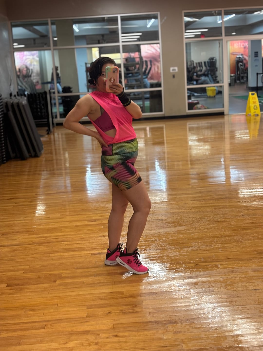 Customer photo review of Electric Feel Mesh Tank