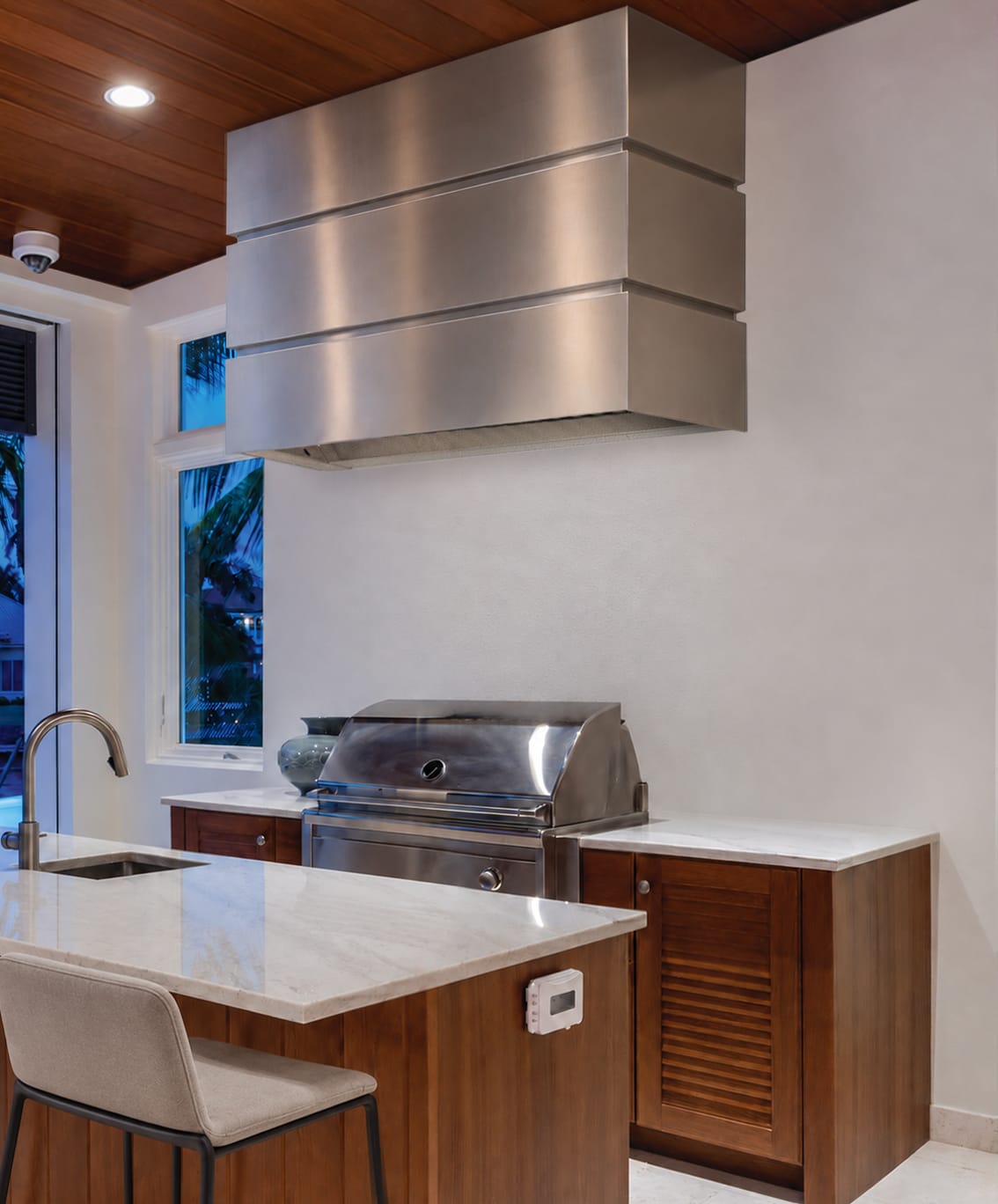 Customer photo review of Prime Custom Sleek Outdoor Stainless Steel Range Hood PS5-C06