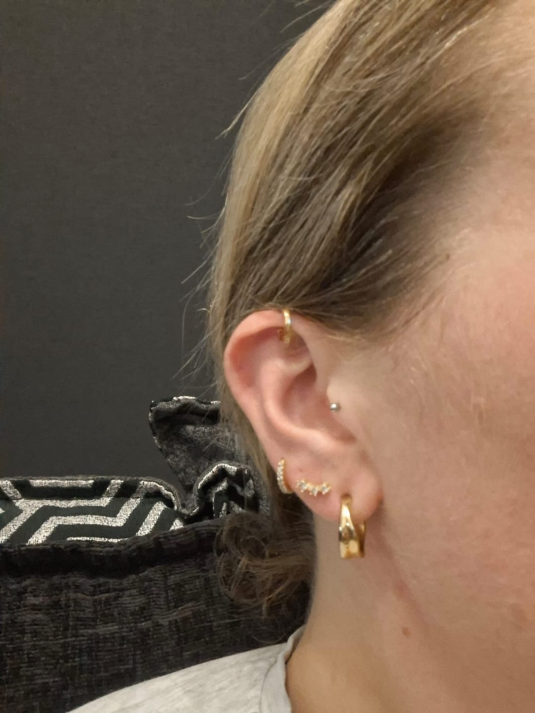 Customer photo review of Épique Small Earrings