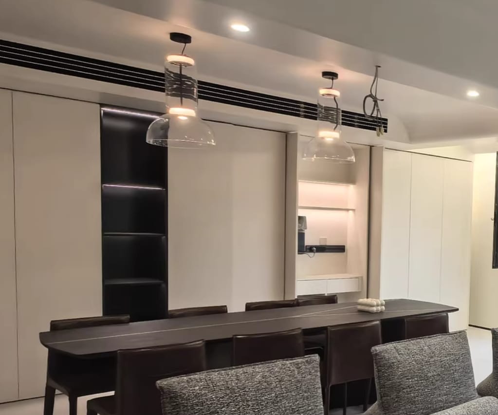 Customer photo review of Clear Glass Cylinder Pendant Light, Integrated LED, 36 cm