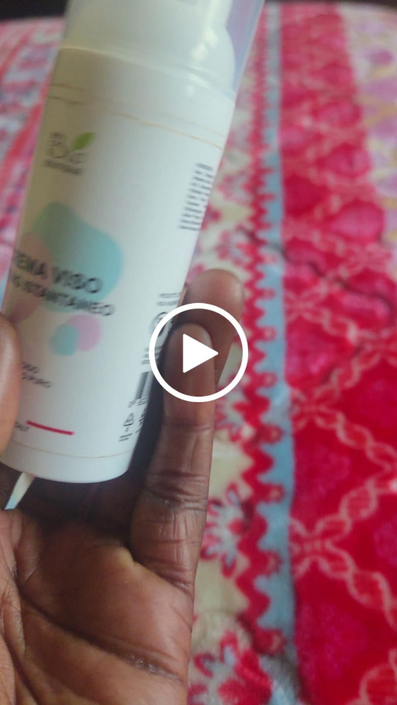 Customer video review of Crema Viso Lifting Istantaneo