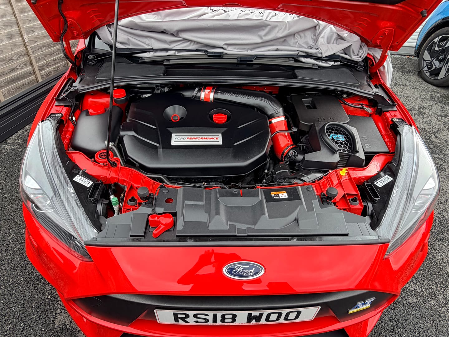 Customer photo review of Proform Engine Cap Cover Kit - Various Ford Models (Painted Finishes)