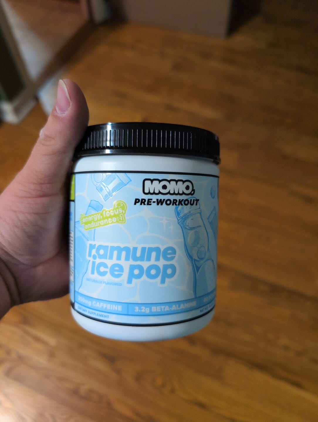 Customer photo review of MOMO® pre-workout | Ramune Ice Pop | 40 scoops