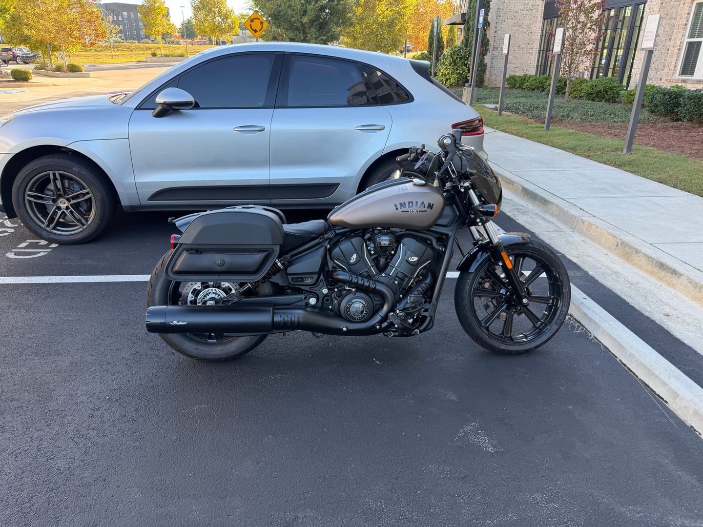 Customer photo review of 28L - Pantheon Quick-Mount Medium 2025+ Indian Scout Bobber Motorcycle Saddlebags