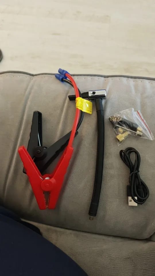 Customer photo review of [Top Rated] Momi's All-in-One Jump Starter - 4 IN 1
