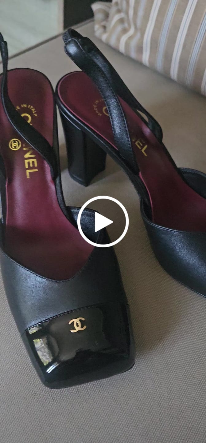 Customer video review of CC 26s Square-Toe High-Heeled Slingbacks 9cm Black Leather 736110