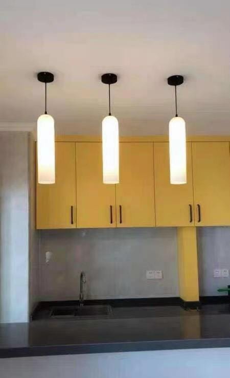 Customer photo review of Slender Cylindrical Pendant Light, Black or Gold, 120 cm