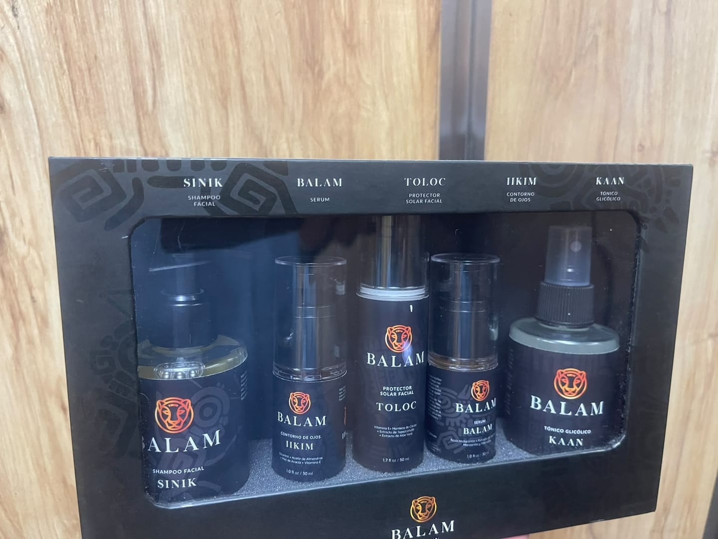 Customer photo review of KIT ANTI EDAD PARA HOMBRES - 5 PRODUCTOS