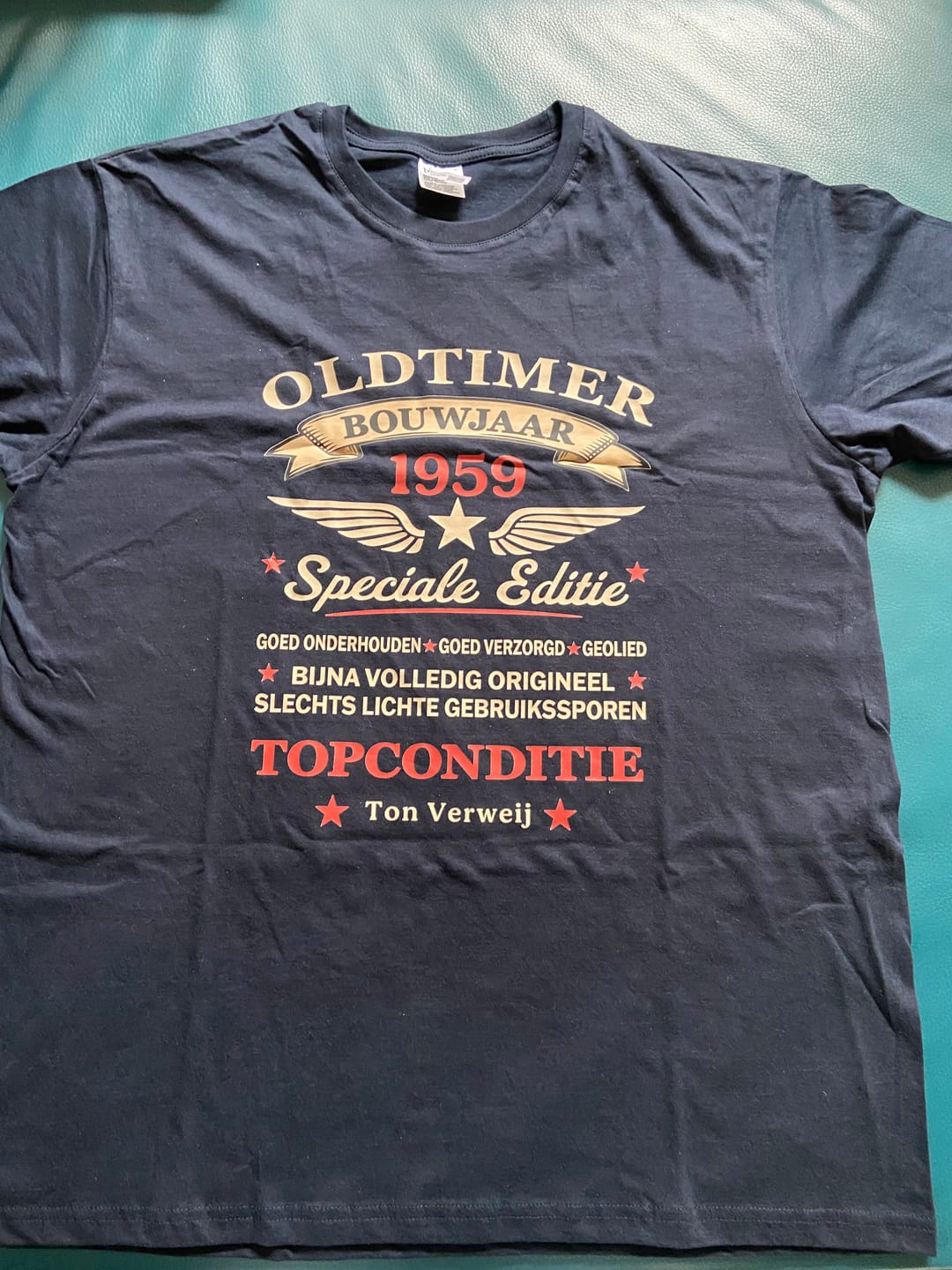 Customer photo review of Oldtimer - Gepersonaliseerd verjaardagsshirt met vintage design