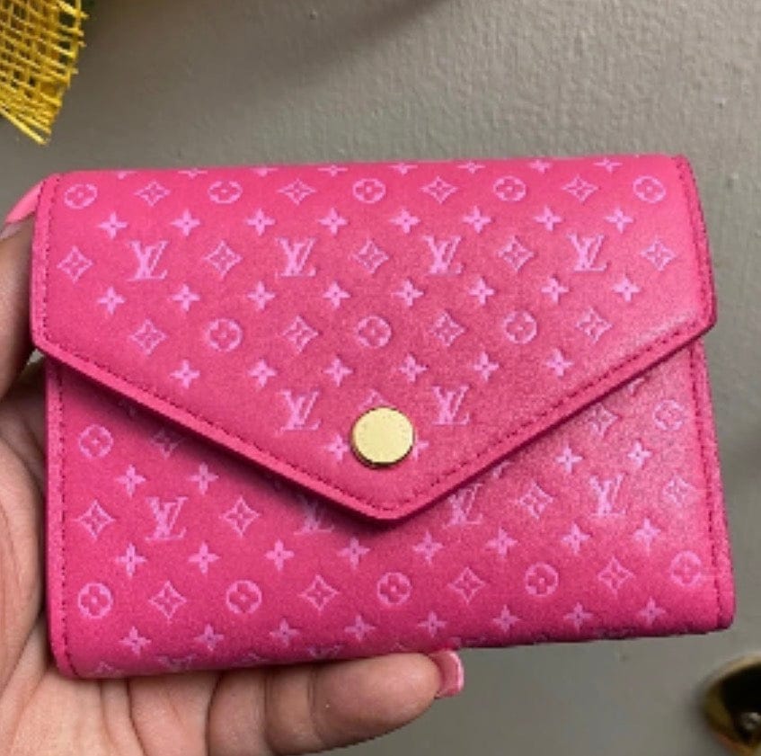 Customer photo review of (WMNS) Victorine Wallet 'Pink' M27707