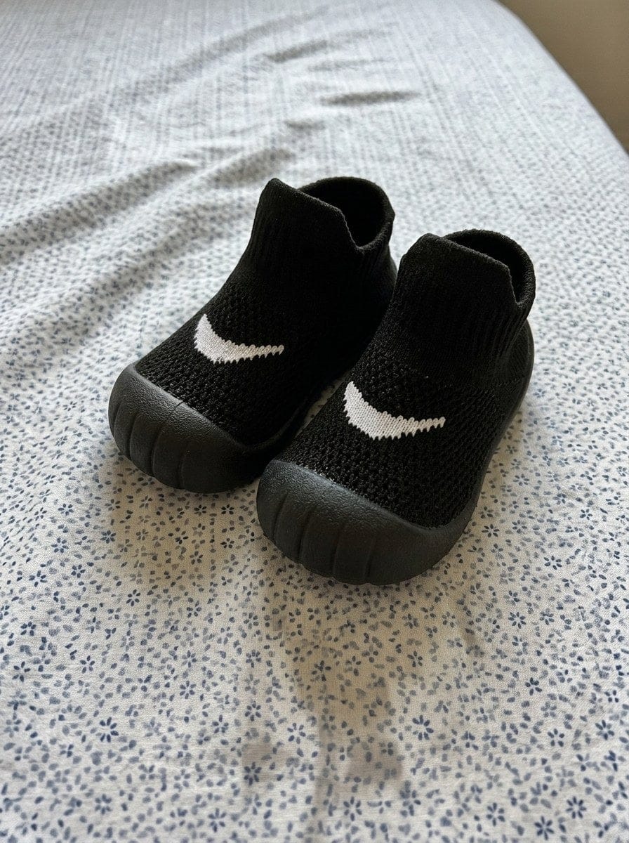 Customer photo review of Babyschuhe Krabbelschuhe | rutschfest atmungsaktiv weiche Sohle erste Schuhe