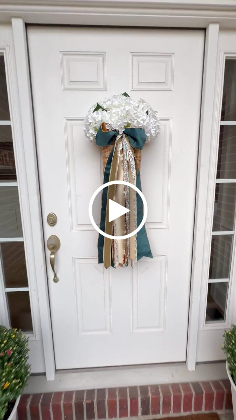 Customer video review of Copper Bloom Wreath Ribbon