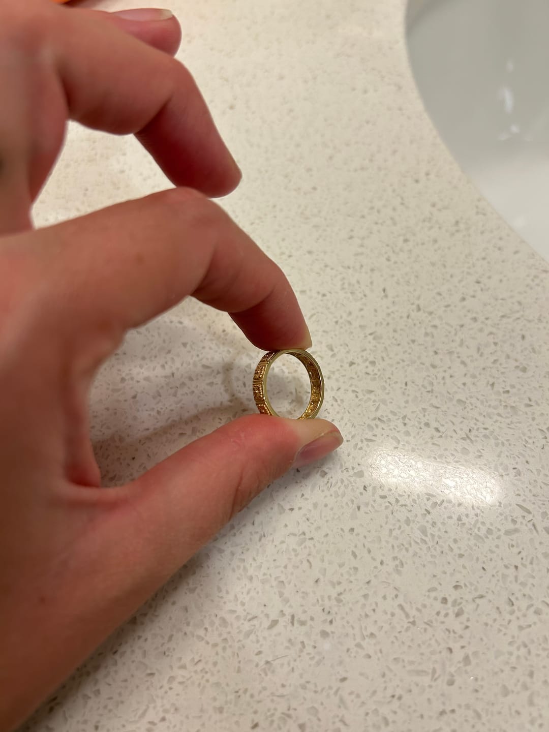 Customer photo review of 14K Flores Talavera Eternity Band