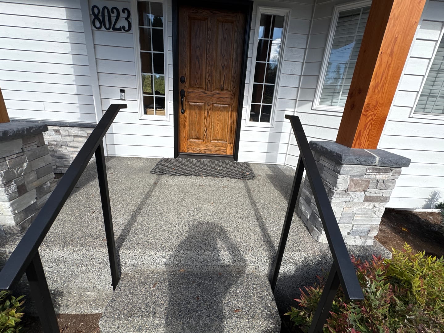Customer photo review of Charcoal + Charcoal + Mushroom Doormat