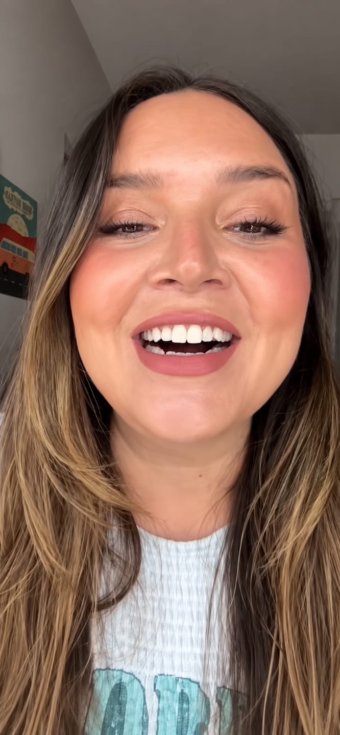 Customer photo review of CLUXO®—Blanqueador Dental V34