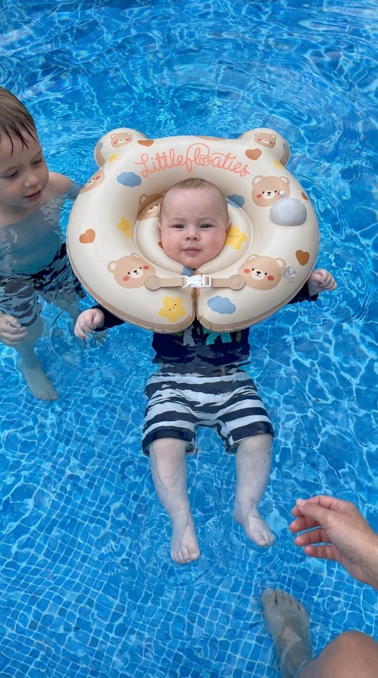 Customer photo review of LittleFloaties Baby Neck Float