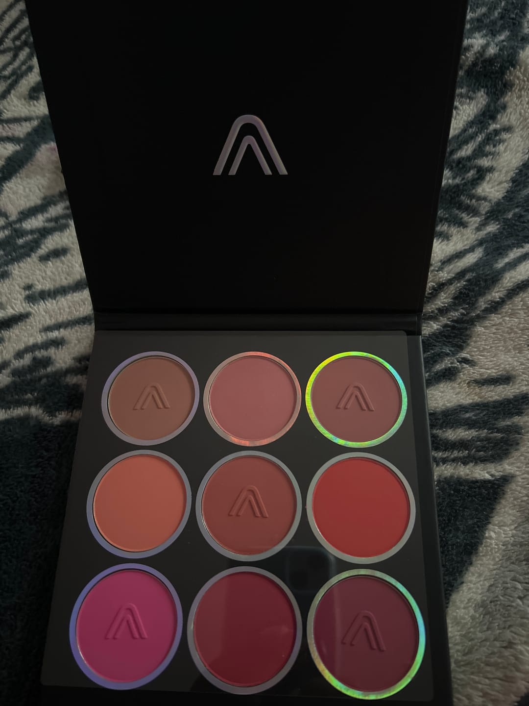 Customer photo review of PALETA DE RUBORES BLUSHED CHEEKS