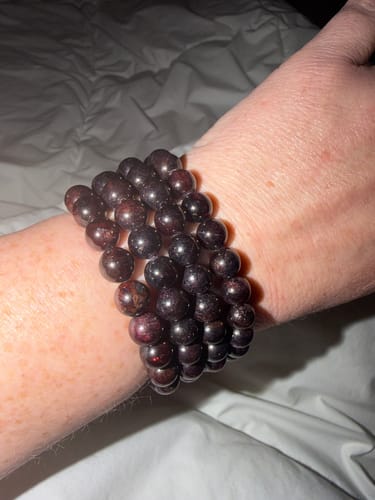 Customer photo review of Selavra Garnet Bracelet