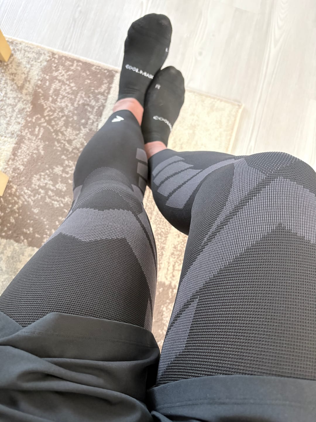 Customer photo review of Summer Compression Sleeves V2 for Knees and Legs