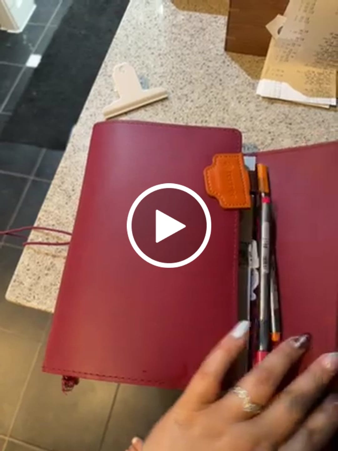 Customer video review of Refillable Folio in Salty Plum
