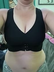 Customer photo review of Eloria Posture Bra