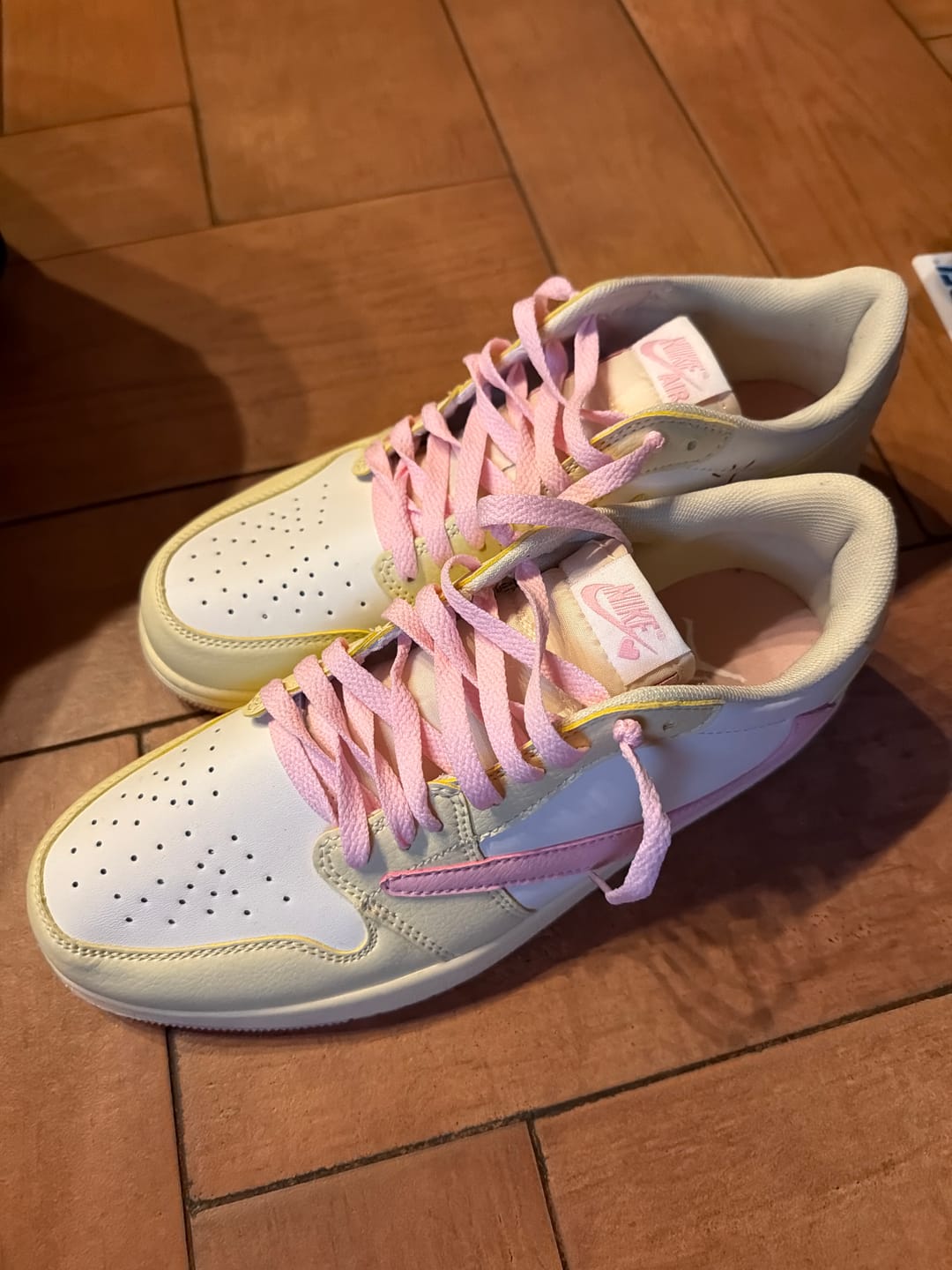 Customer photo review of Nike Air Jordan 1 Low OG SP Travis Scott Shy Pink