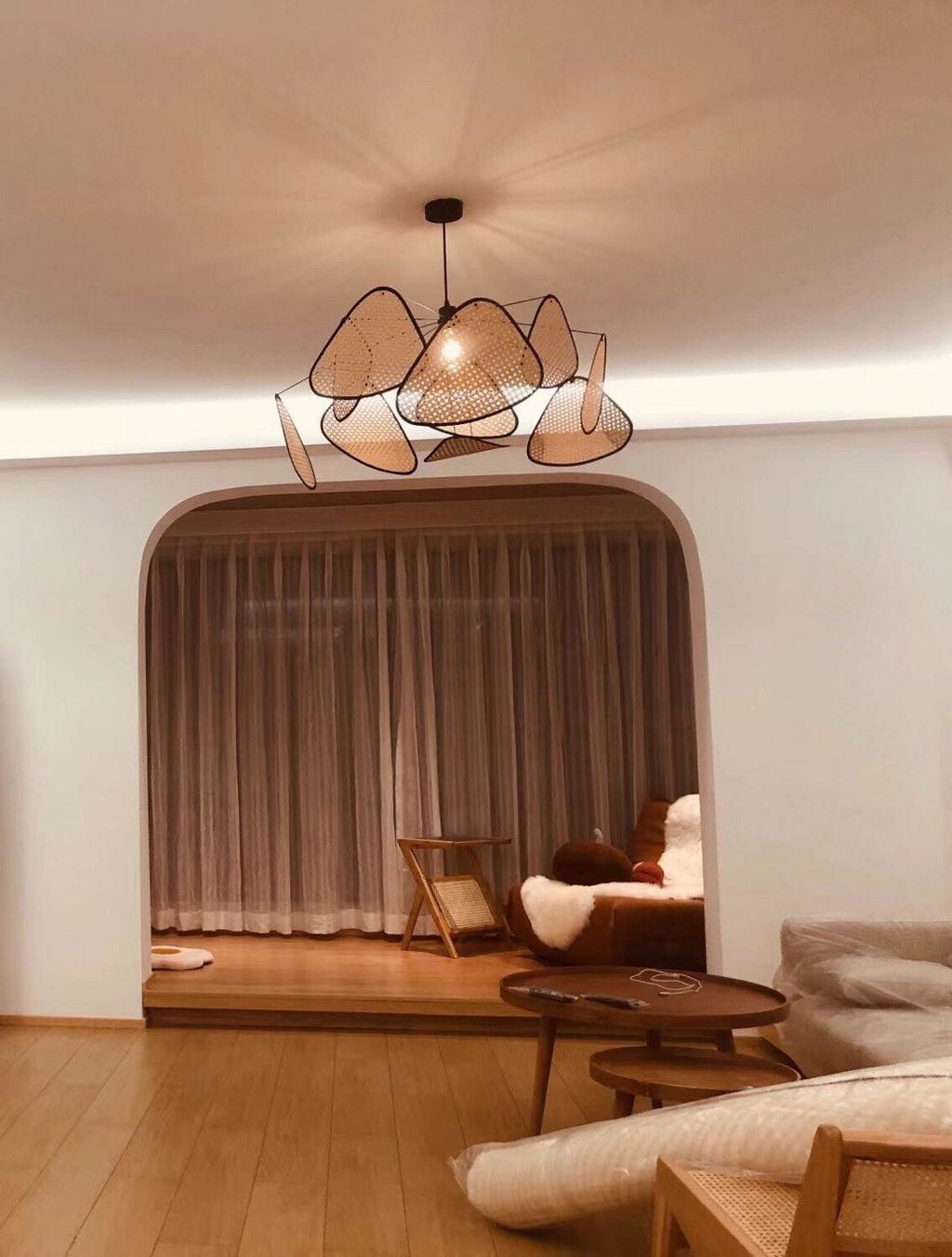 Customer photo review of Rattan Pendant Light, Black Metal Frame, Ten Curtains, 60-100 cm Wide