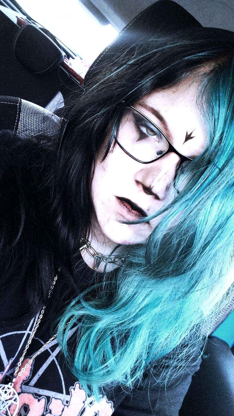 Customer photo review of Marge Blue Direct Hair Color