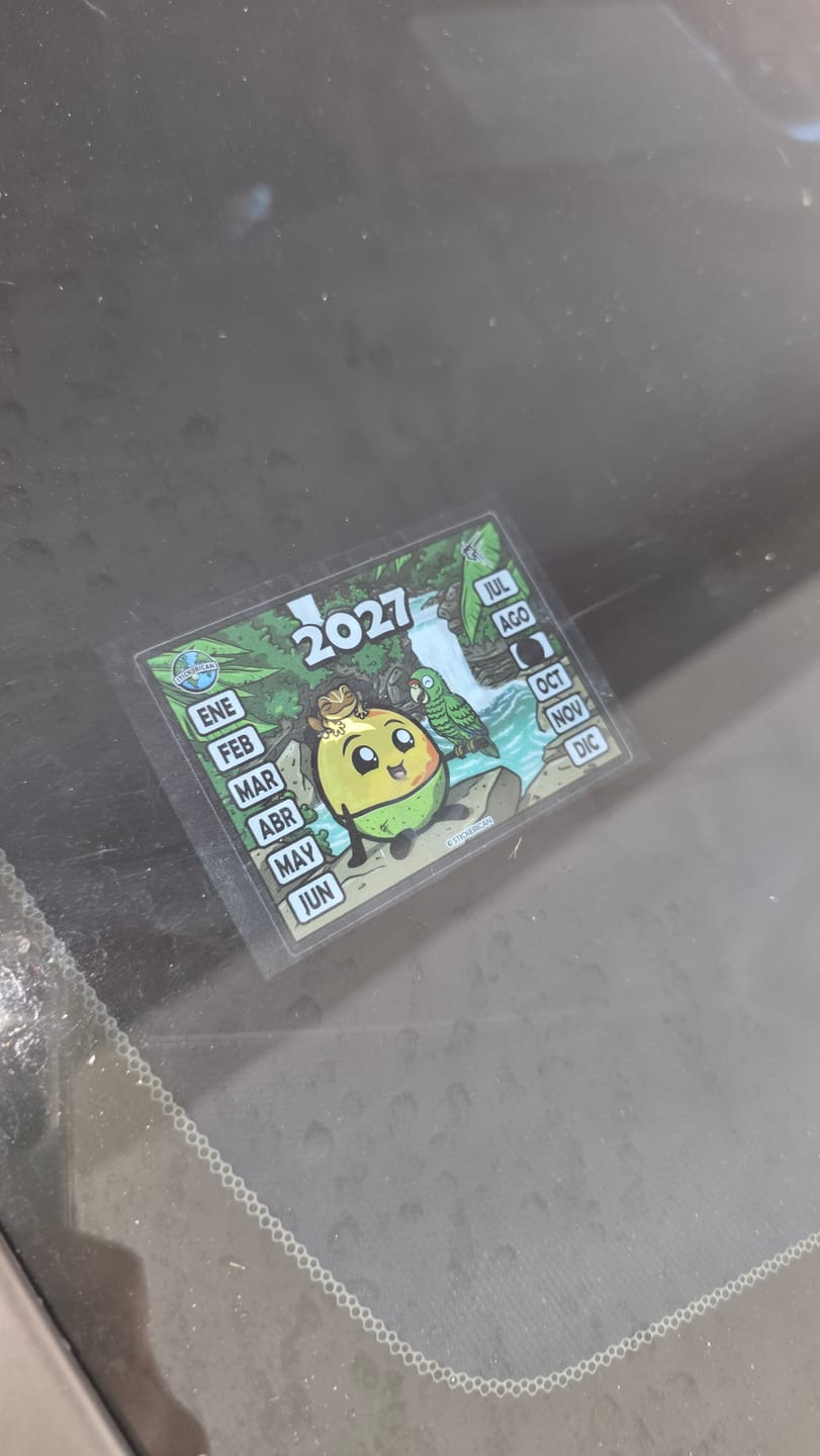 Customer photo review of Explorando el Yunque - Marbete Sticker