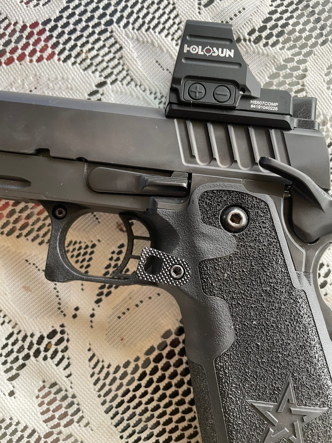 Customer photo review of 1911/2011 Extended Magazine Release | STI, Bul Armory Compatible