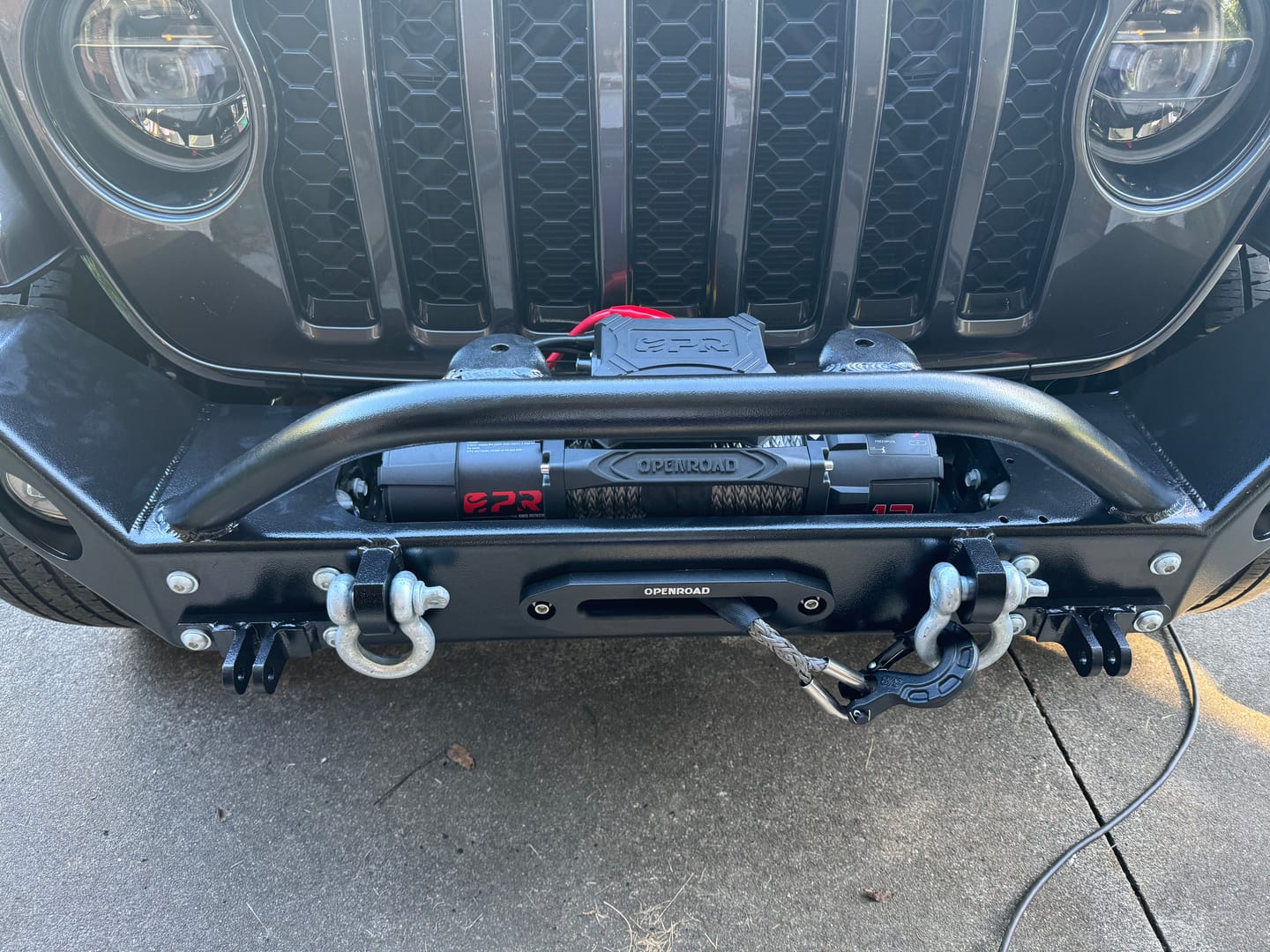 Customer photo review of OPENROAD 12,000lbs Electric Winch with Synthetic Rope-Panther Series 3S