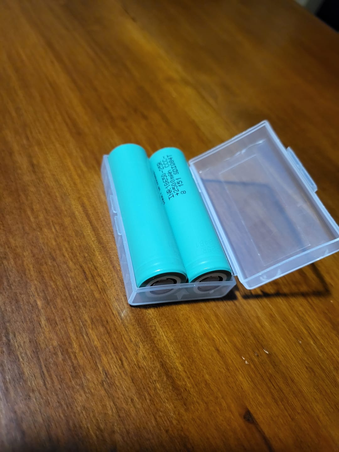 Customer photo review of Samsung 25R 18650 2500mAh 20A Battery