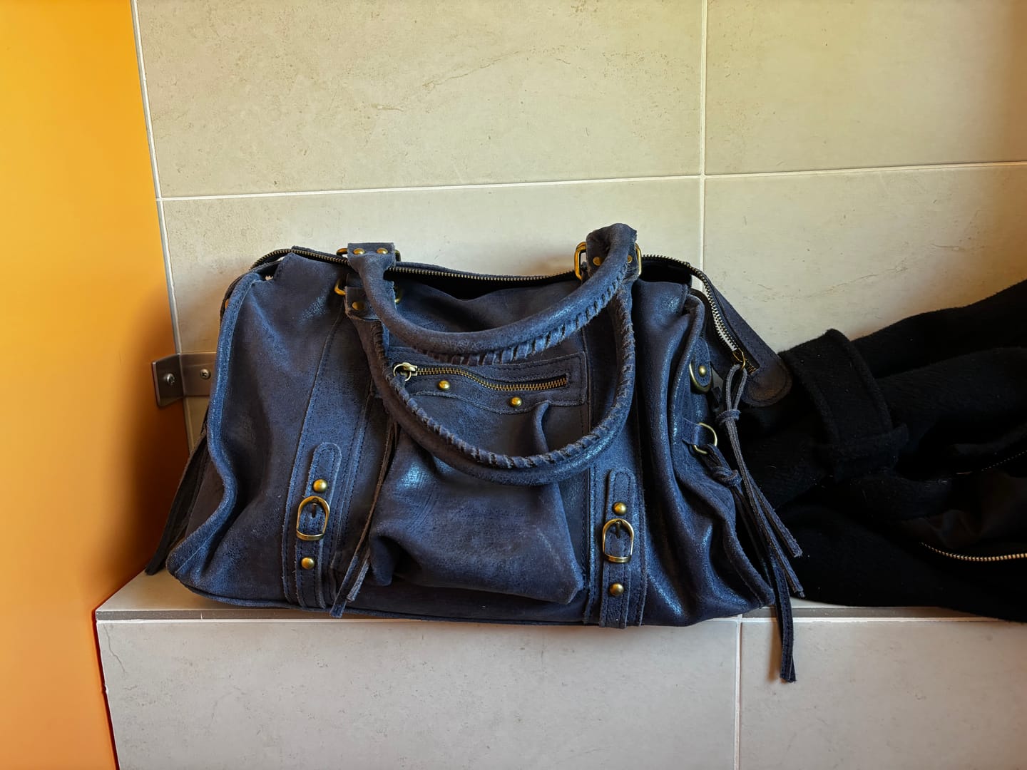 Customer photo review of It girl bag navy