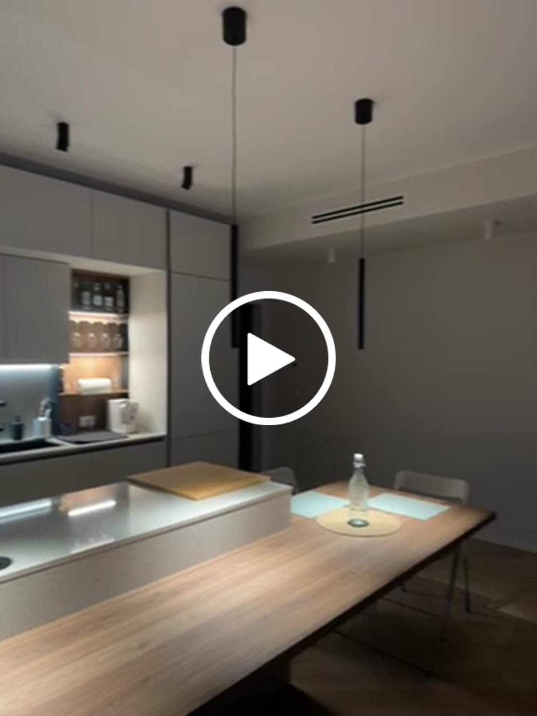 Customer video review of Flint Mirror | Multiple Sizes