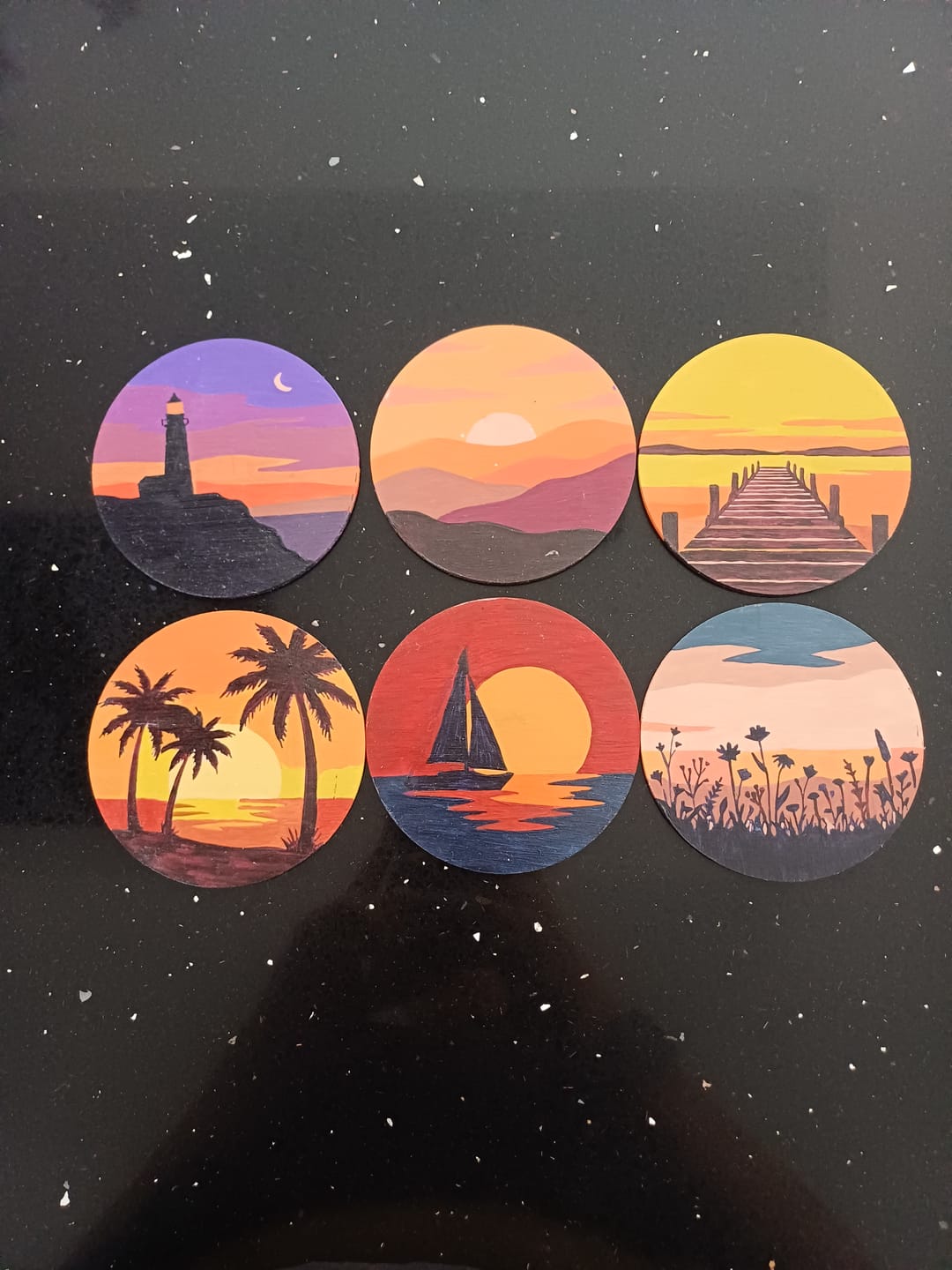 Customer photo review of Peinture par numéros Dessous de Verre 10cm (6 pièces) - Horizons au Coucher du Soleil