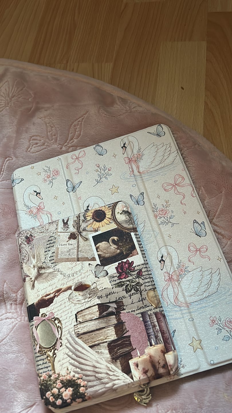 Customer photo review of Lover’s Diary E-Reader Case