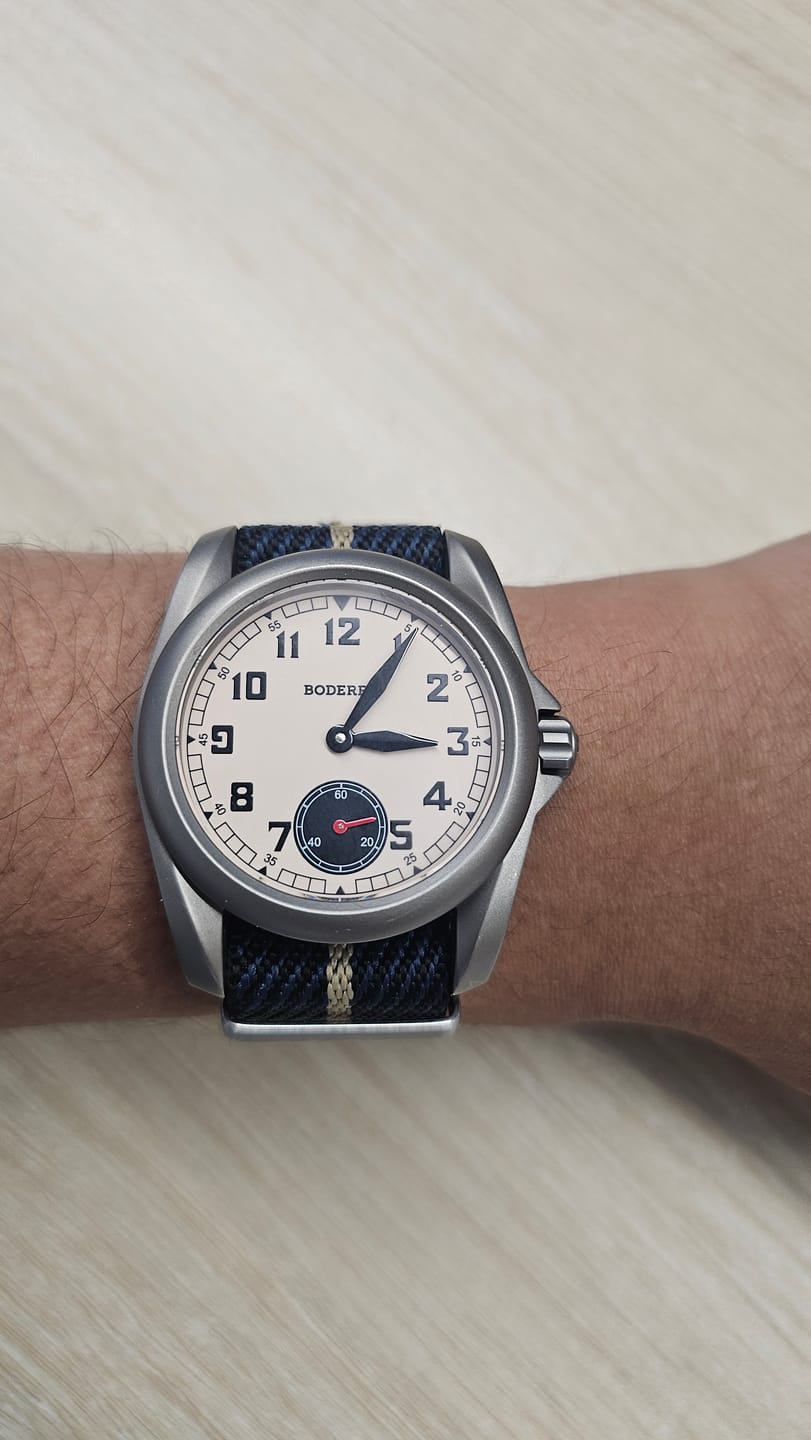 Customer photo review of VOYAGER S72 – 72-Hour Power Reserve Titanium Automatic Field Watch, 100M Water Resistant | Cream