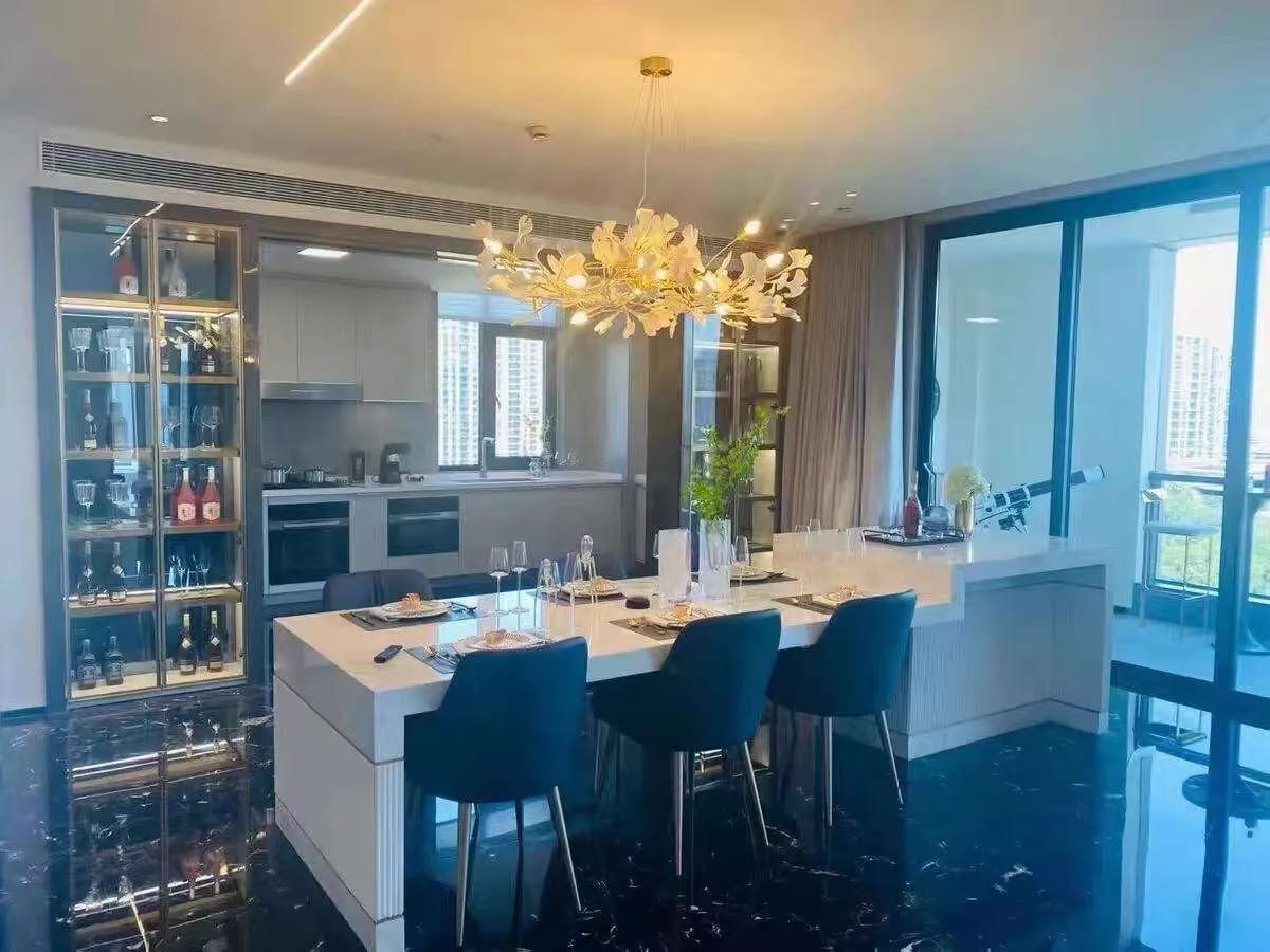 Customer photo review of Horizon Bloom Gingko Chandelier, Porcelain Leaf Ceiling Light, 7 Sizes